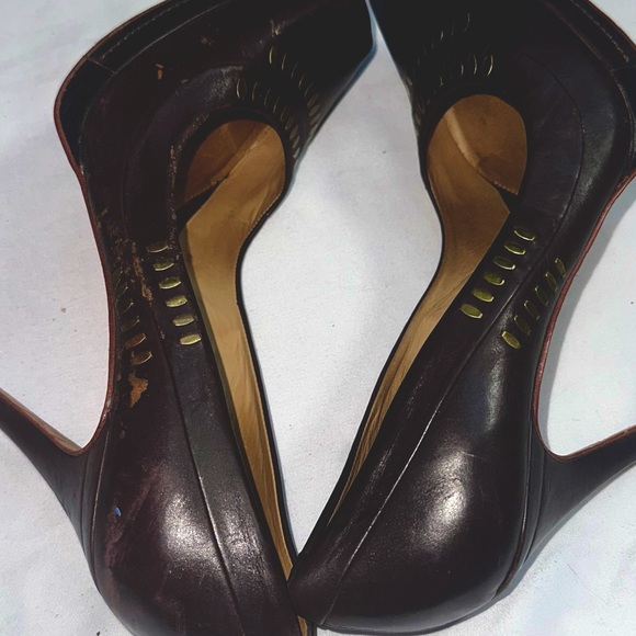 L.A.M.B. GWEN STEFANI Y2K Brown Leather Heels Gold Studded Accents Women’s 8.5 - Picture 12 of 12